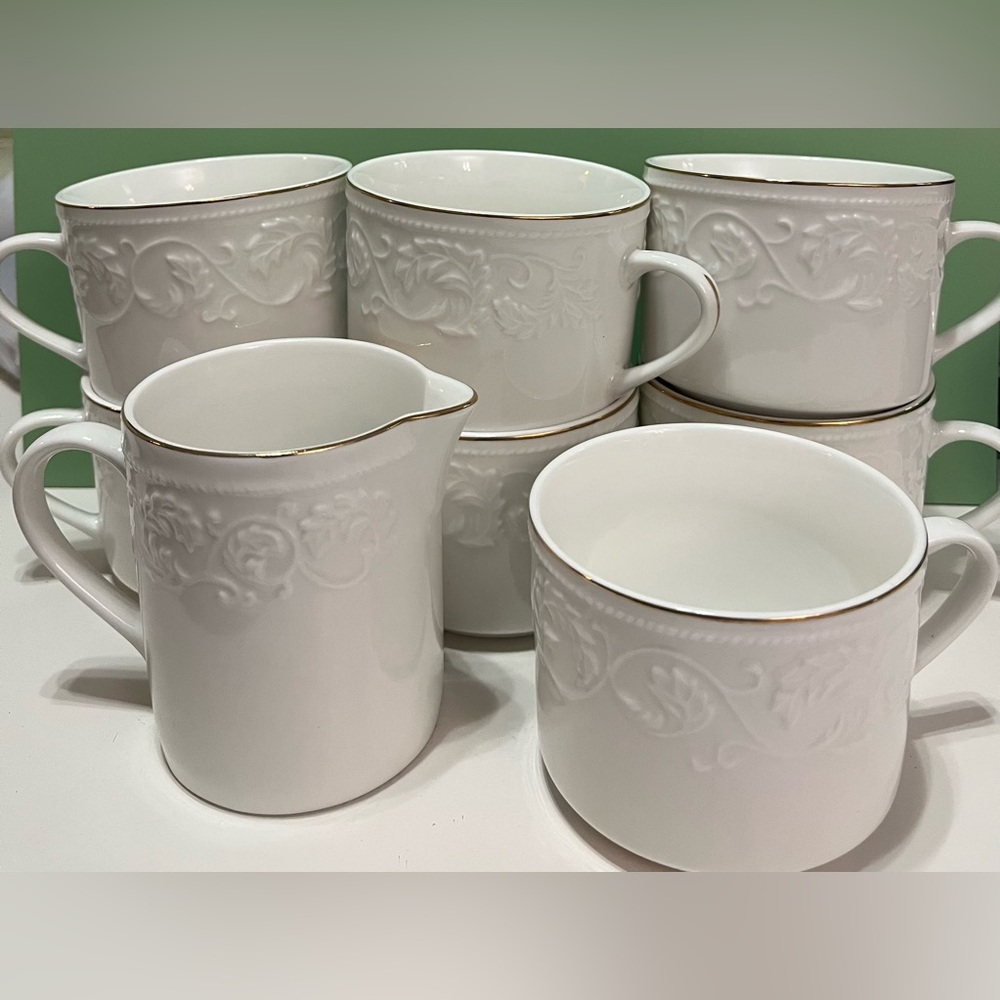 Farberware “Calais” 22 K Gold Trim White Embossed Mug and Creamer